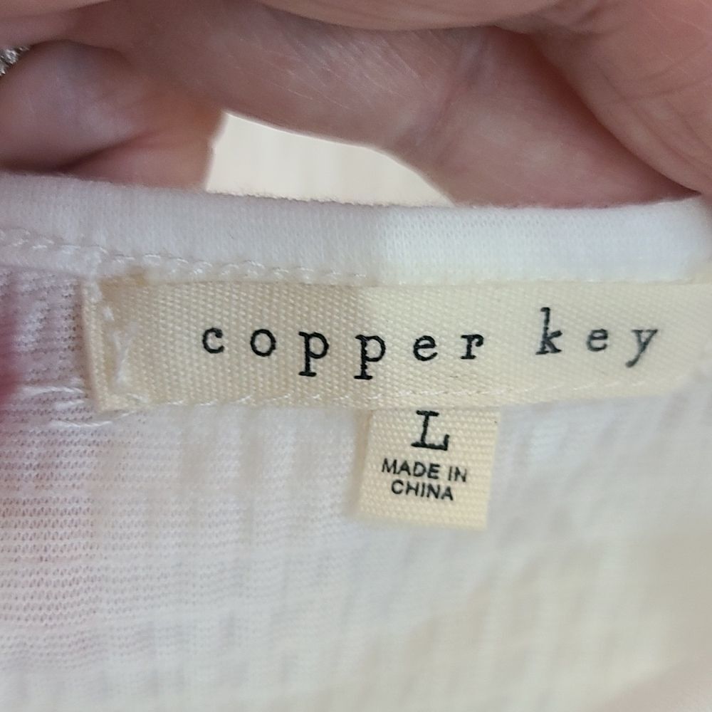Copper Key Crop Spagetti Top Large - Picture 3 of 8